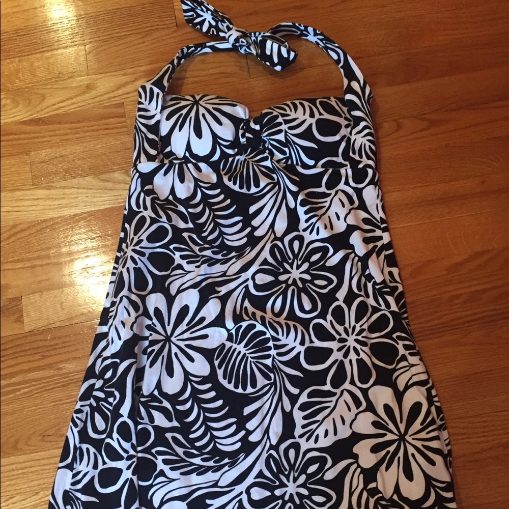 Timmy Bahama beach dress with cups